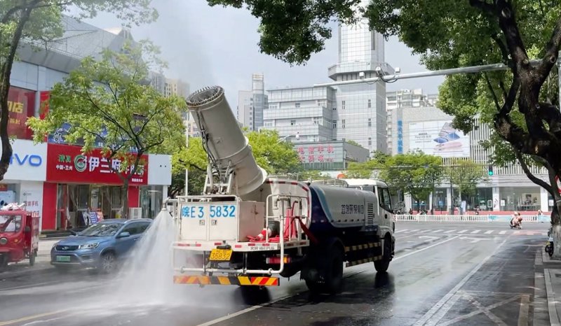 吸污车报价：如何在众多品牌中找到性价比高的车型？